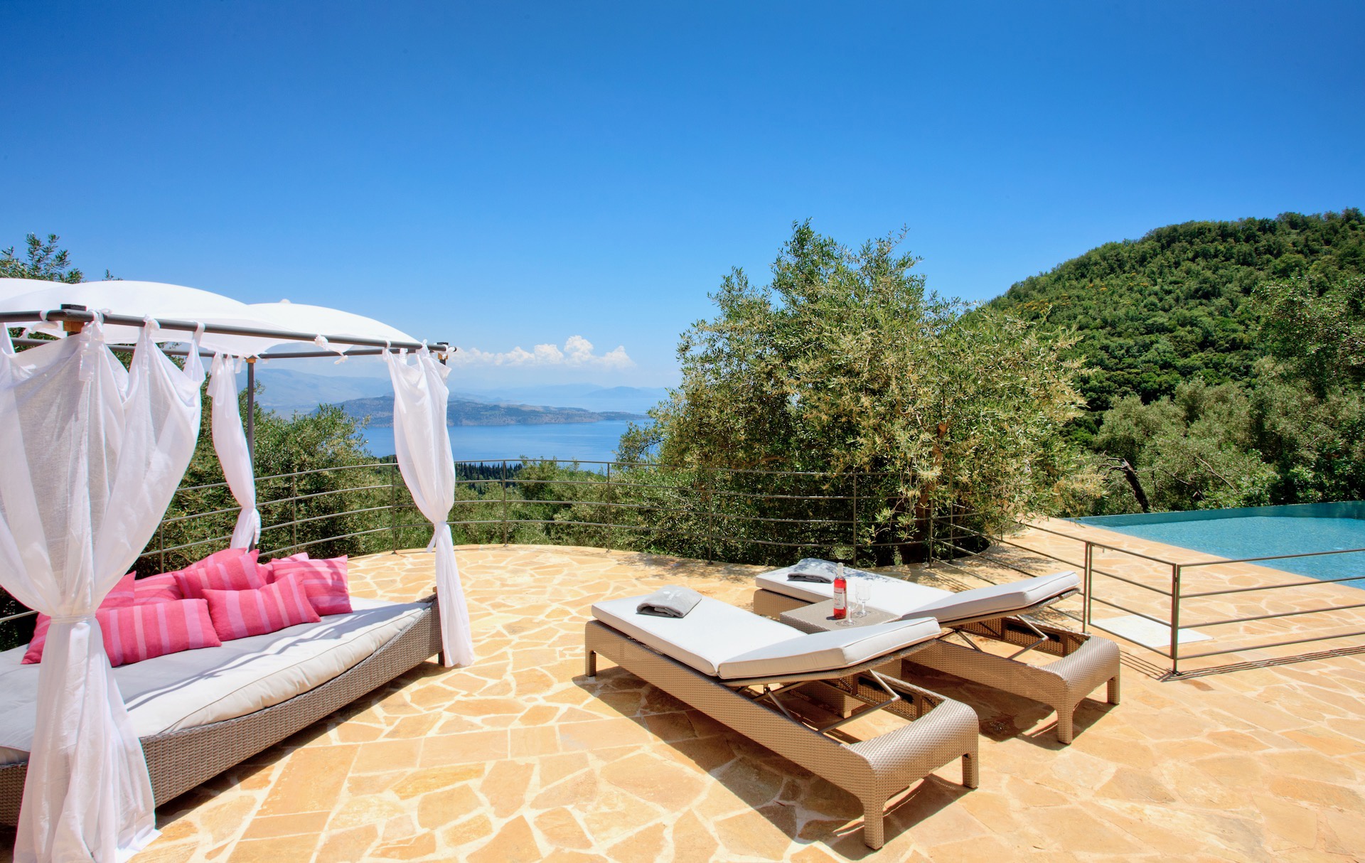 von_poll_real_estate_property_1568537_image_4