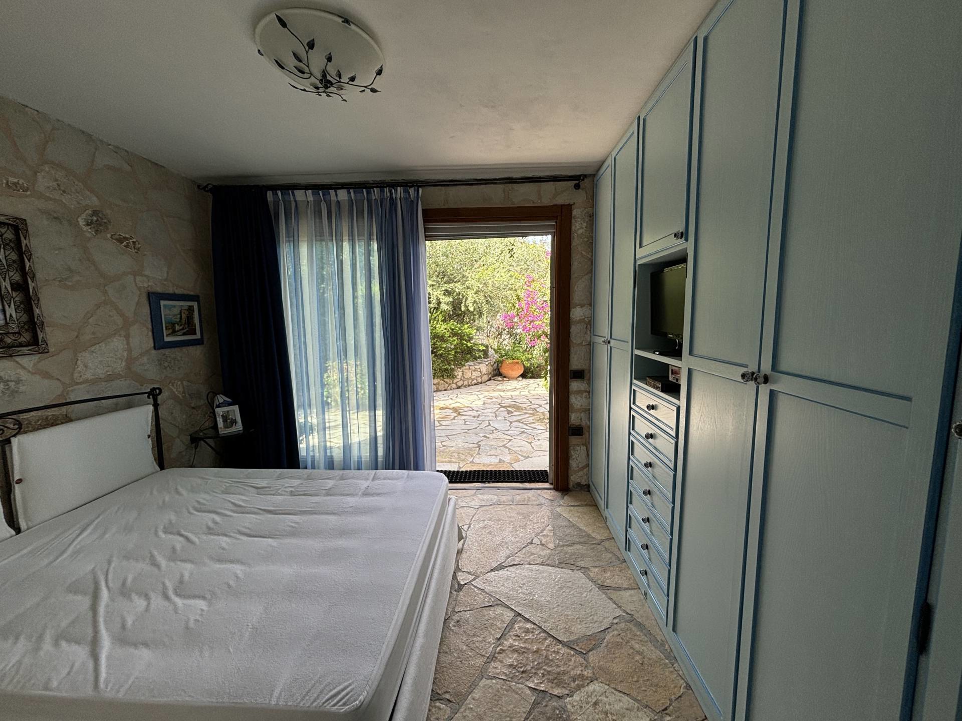 3a55487504184165887add56befd74e7