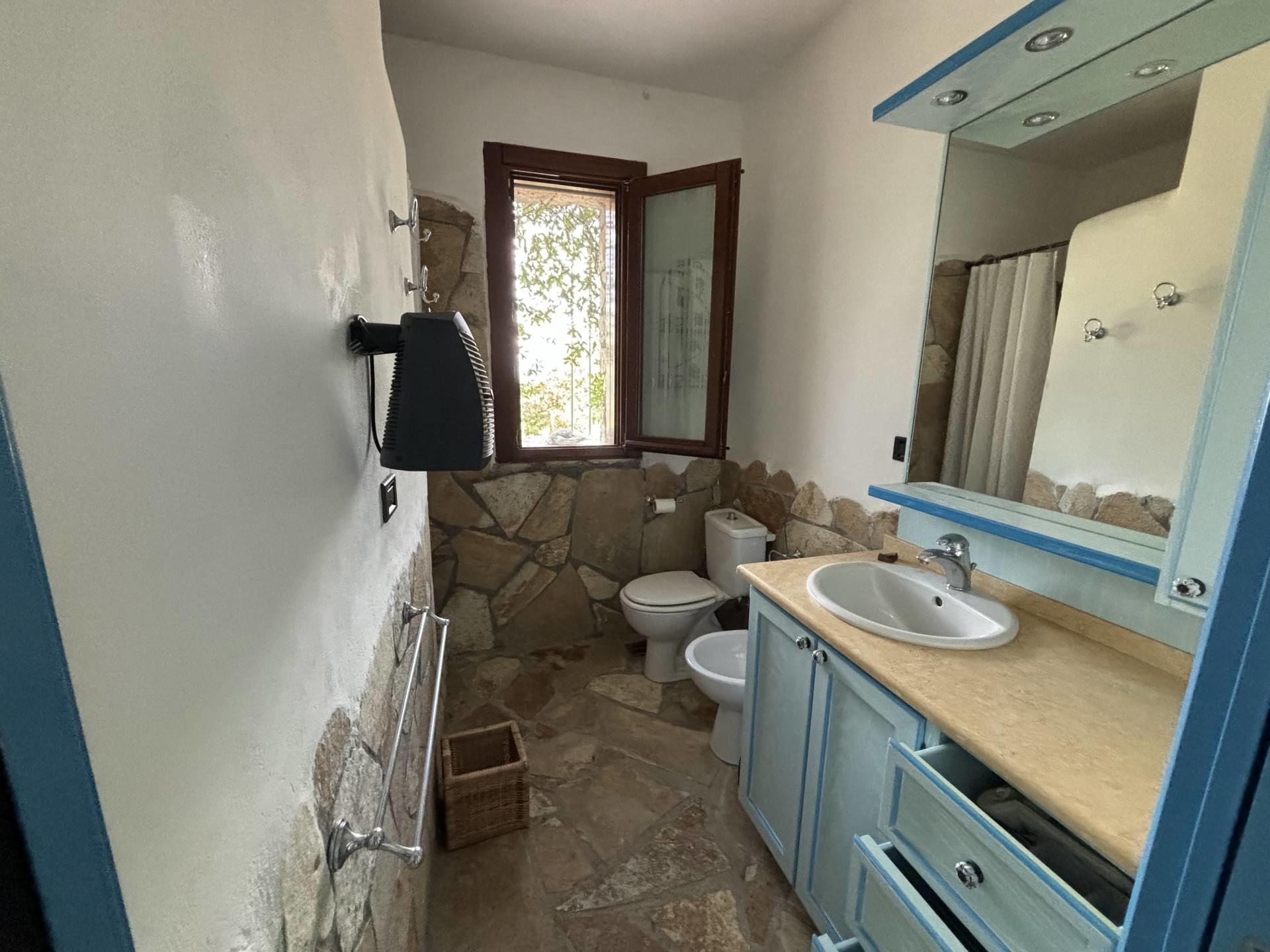 567bff9a77ea4cc68f0e24277ccbdab4