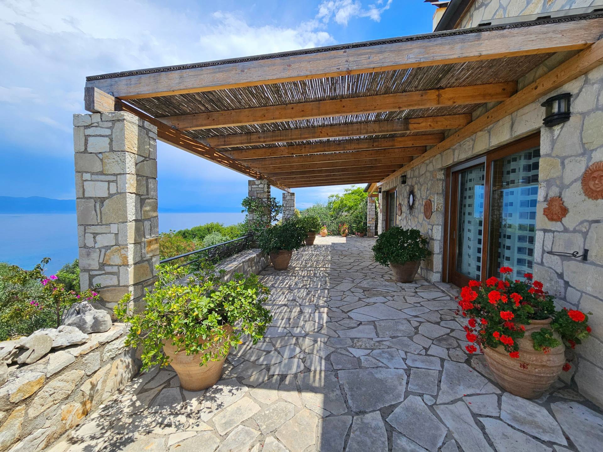 5c6bf0b2797c46ecb2c238a7c4a8b2f4