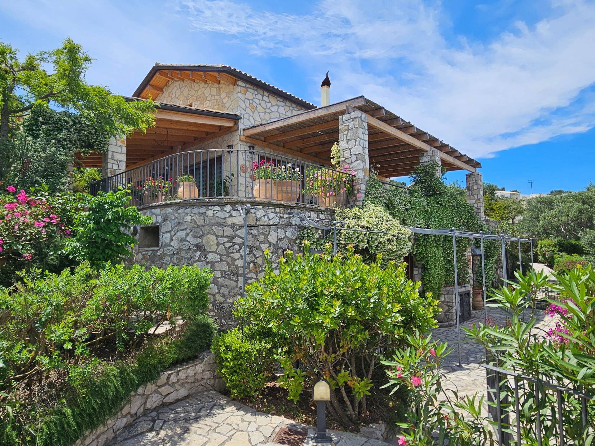 60ddf805095f402a9345bc66a8c08c62