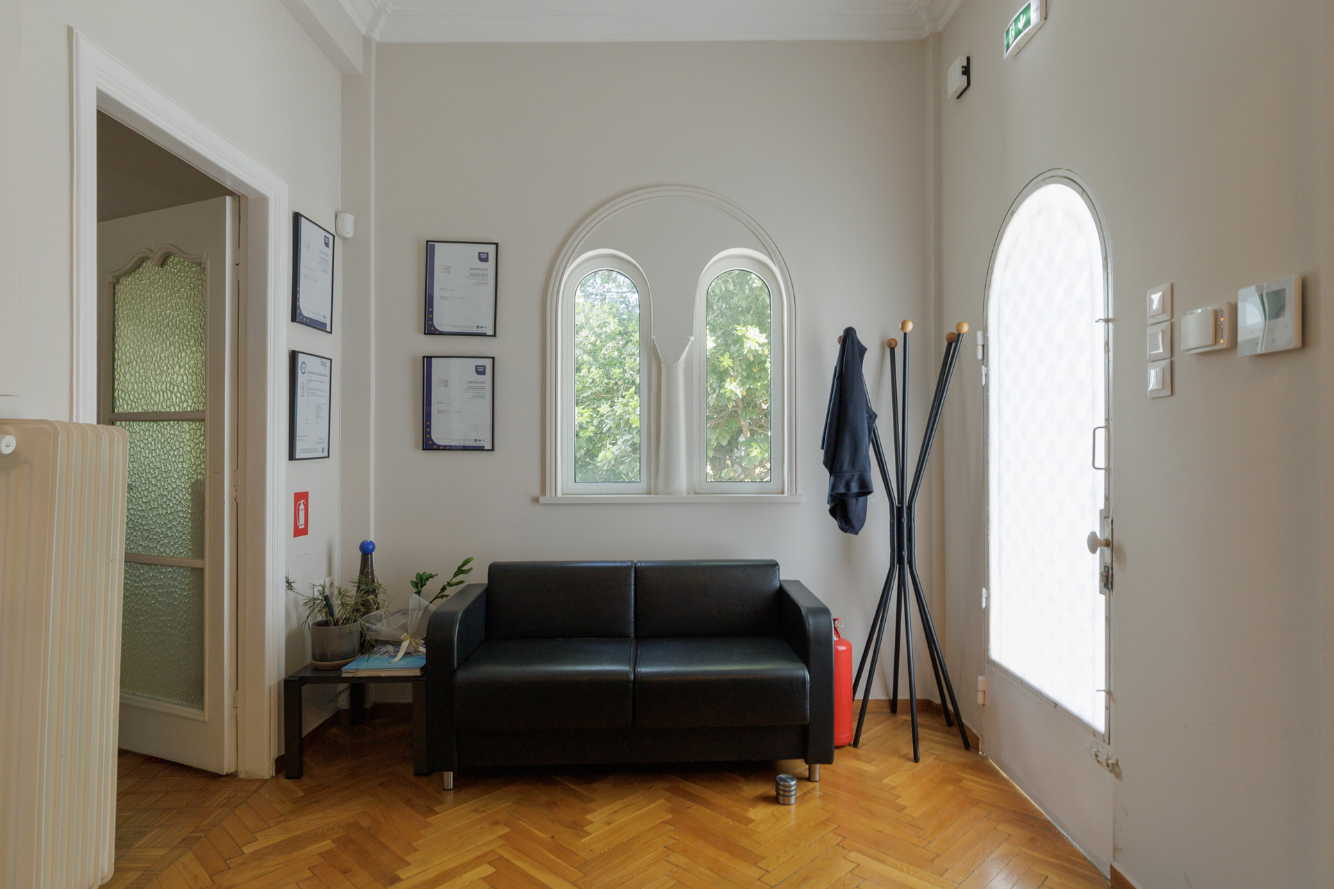 von_poll_real_estate_property_1569746_image_3