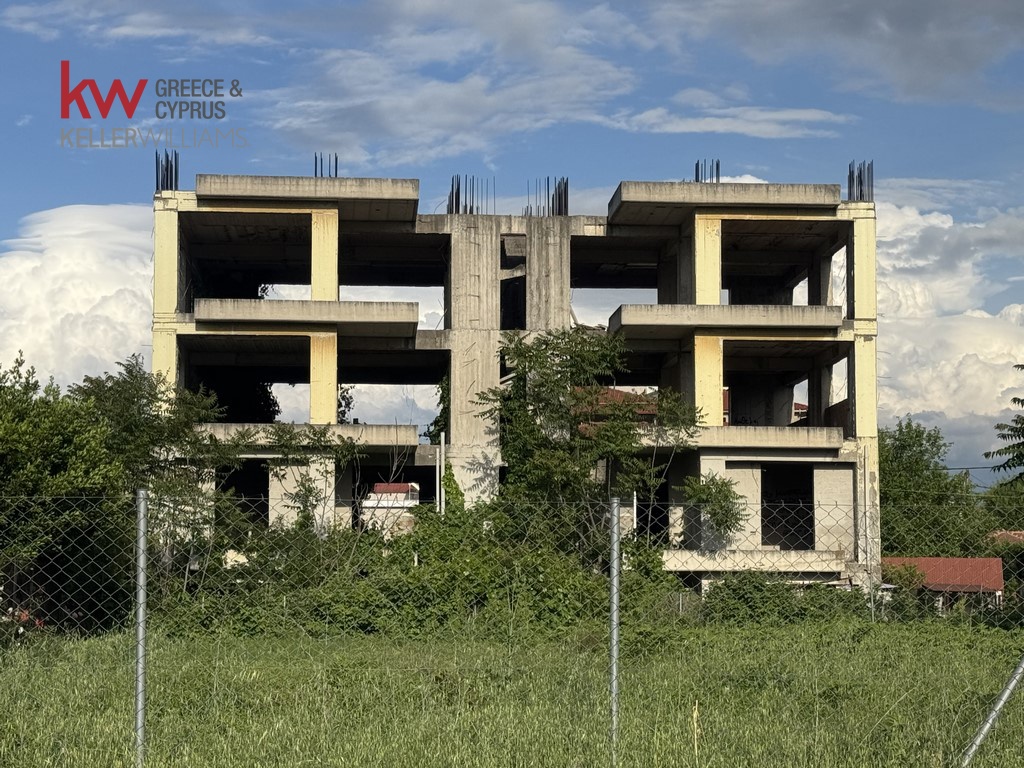 ΔΙΑΤΙΘΕΤΑΙ ΜΕΣΩ ΗΛΕΚΤΡΟΝΙΚΟΥ ΠΛΕΙΣΤΗΡΙΑΣΜΟΥ ΗΜΙΤΕΛΕΣ ΔΙΑΜΕΡΙΣΜΑ 71τ.μ., €26.000