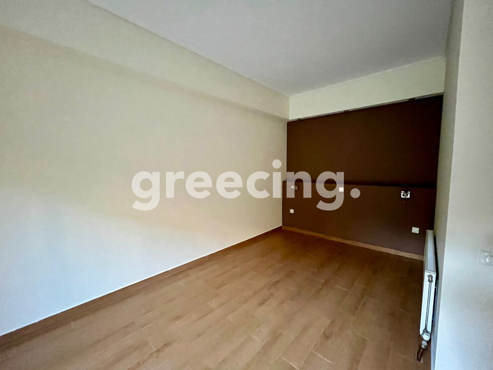 Greecing Real Estate
