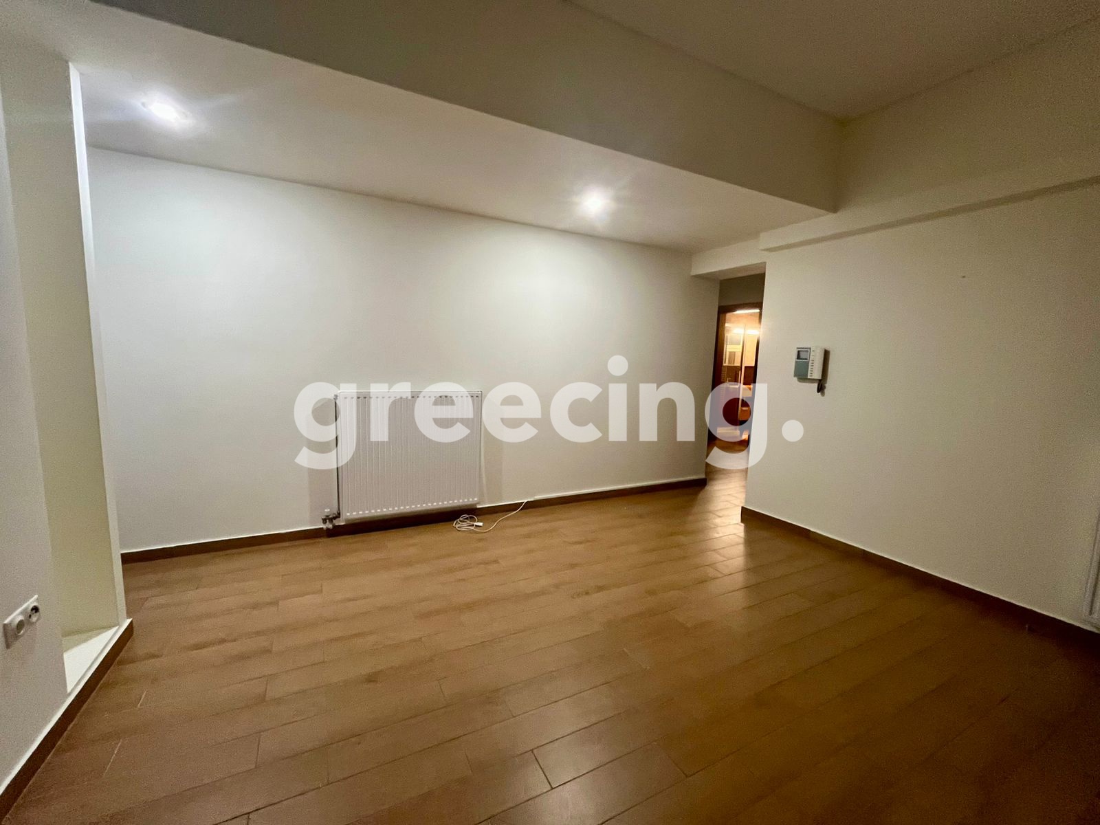Greecing Real Estate