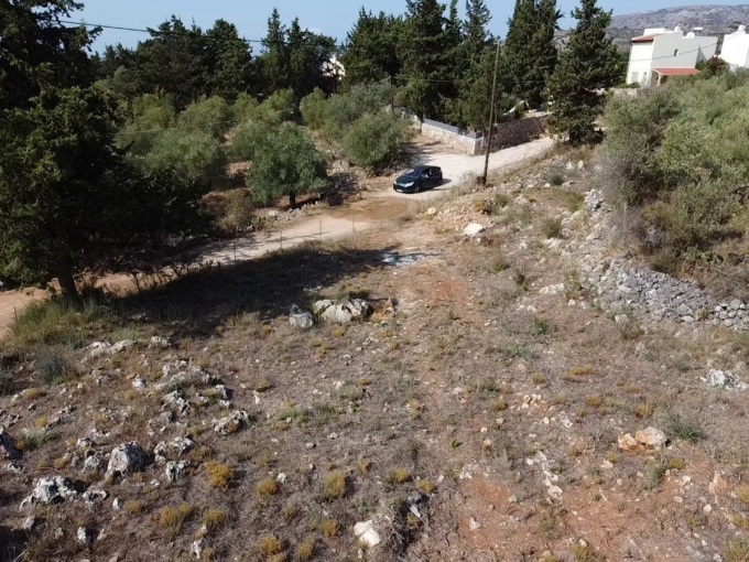 Plot with building license 2600m2 - 25