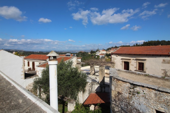 Old ruin for renovation in Gavalochori - 0