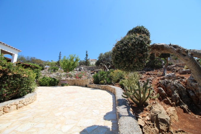 House with Stunning Views, Pool and Gardens - 44