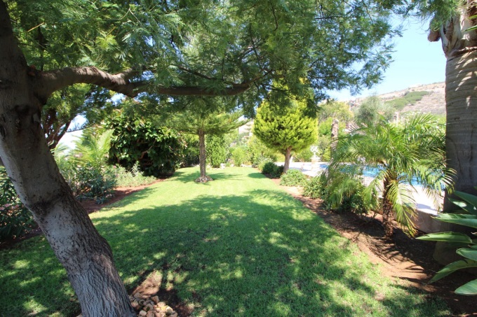 House with Stunning Views, Pool and Gardens - 57