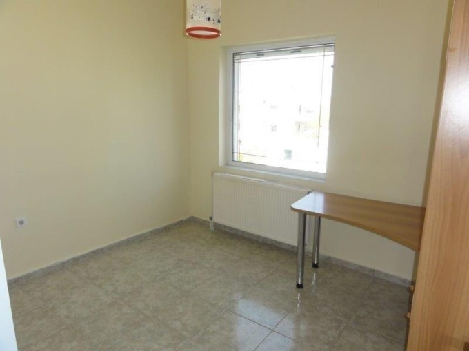 Amazing first floor Apartment for sale just 150m from beach - 11