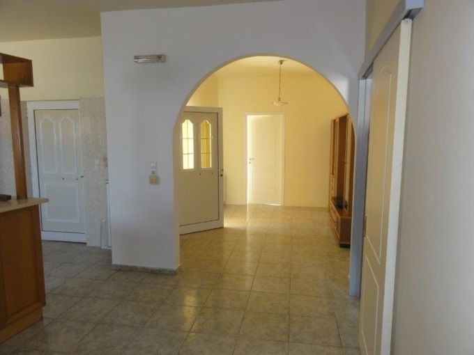 Amazing first floor Apartment for sale just 150m from beach - 7