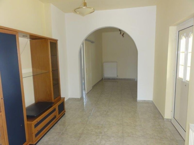 Amazing first floor Apartment for sale just 150m from beach - 5