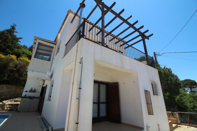 Villa With Stunning Sea Views and Pool For Sale - 5