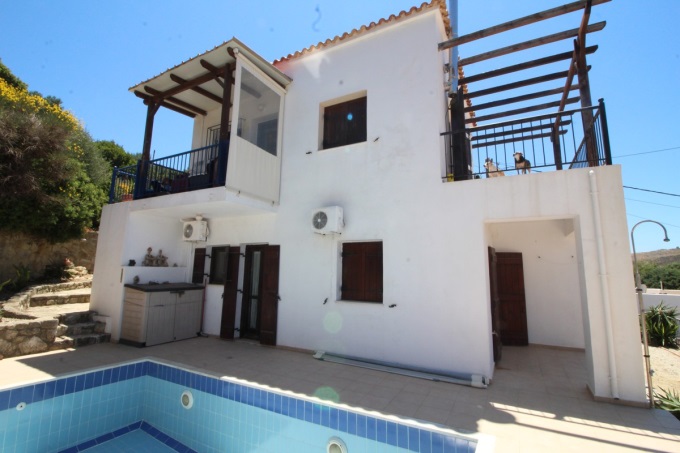 Villa With Stunning Sea Views and Pool For Sale - 3