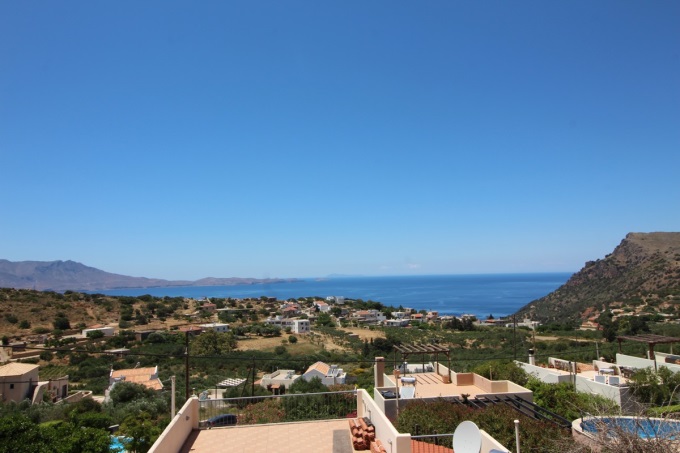Villa With Stunning Sea Views and Pool For Sale - 20