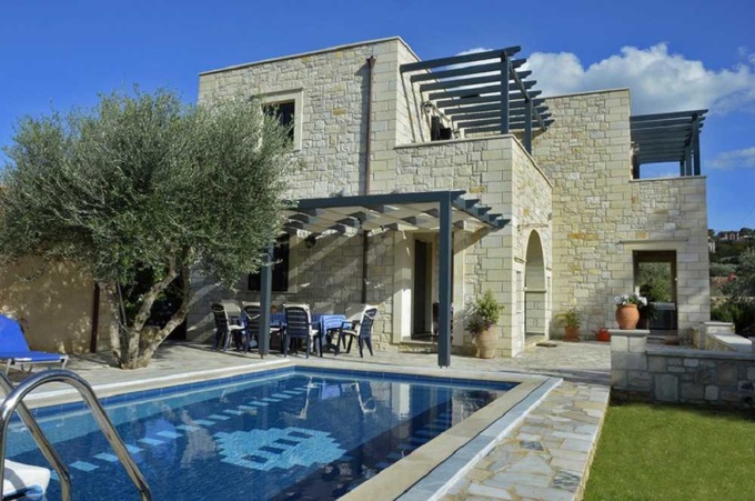Beautiful Stone Villa in Vamos For Sale - 2