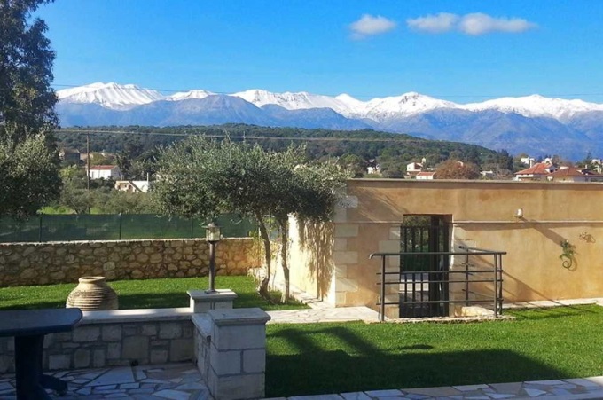 Beautiful Stone Villa in Vamos For Sale - 23