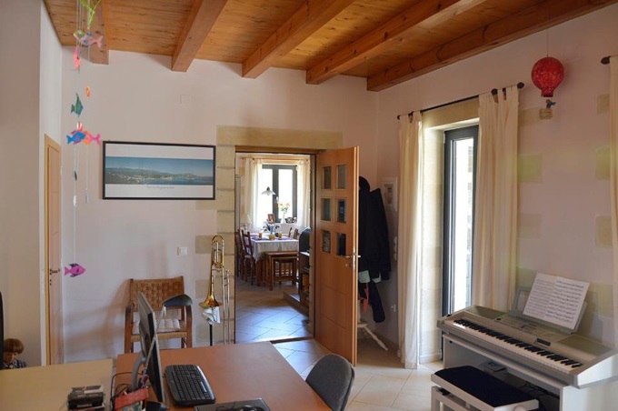 Beautiful Stone Villa in Vamos For Sale - 13
