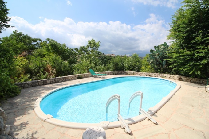 Beautiful Stone Cottage for Sale in Aspro - 26