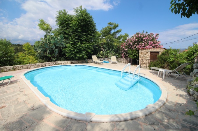 Beautiful Stone Cottage for Sale in Aspro - 25