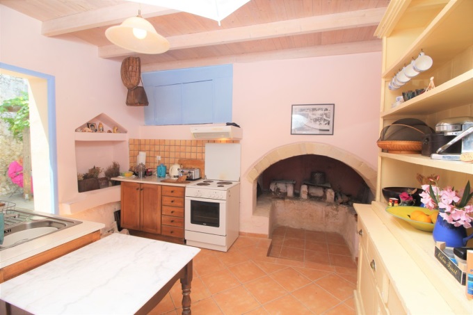 Beautiful Stone Cottage for Sale in Aspro - 9
