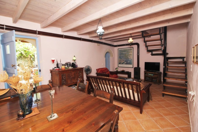 Beautiful Stone Cottage for Sale in Aspro - 13
