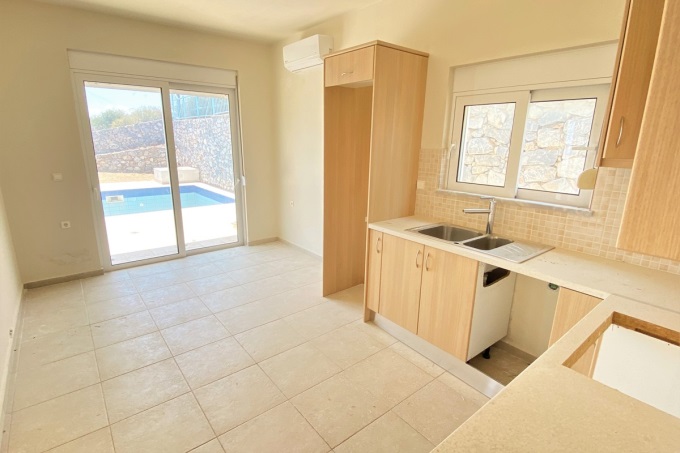 Stunning Sea View Villa For Sale In Kefalas - 8