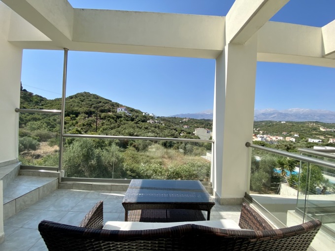 3 Bedroom Luxury Town House with Shared Pool in Almyrida - 11