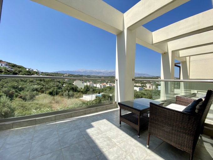 3 Bedroom Luxury Town House with Shared Pool in Almyrida - 13