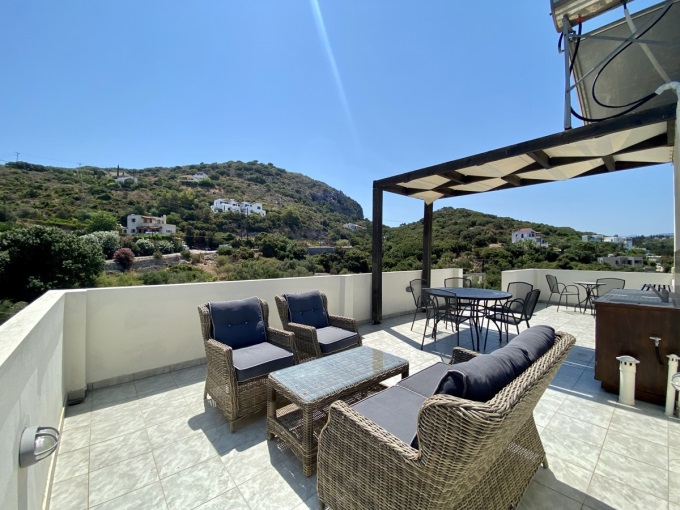 3 Bedroom Luxury Town House with Shared Pool in Almyrida - 41