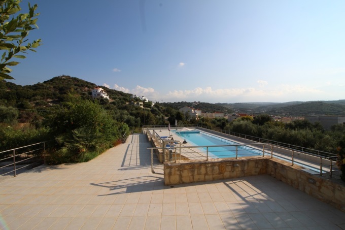 3 Bedroom Luxury Town House with Shared Pool in Almyrida - 43