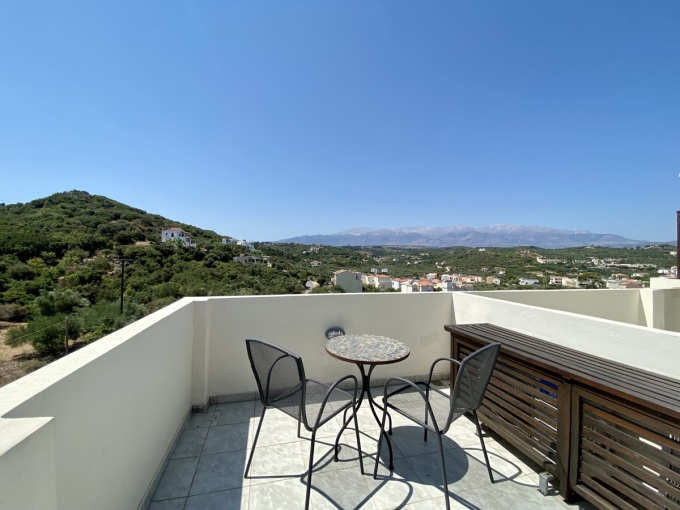 3 Bedroom Luxury Town House with Shared Pool in Almyrida - 38