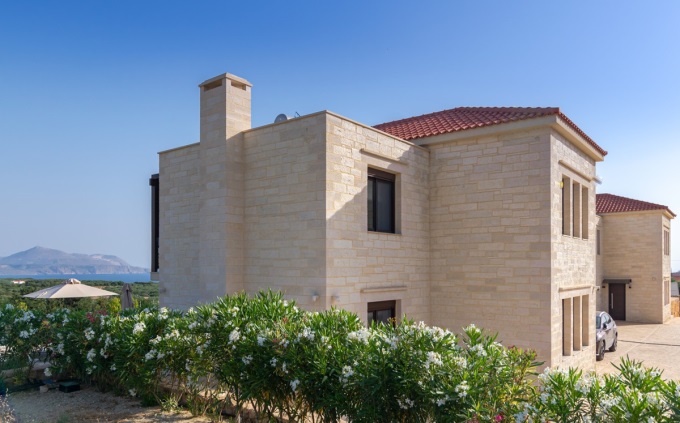 High End Luxury Villa With Sea Views For Sale In Plaka - 80