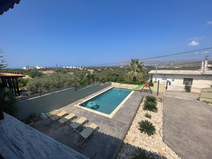 Modern 4 Bedroom Villa With Sea Views For Sale - 25