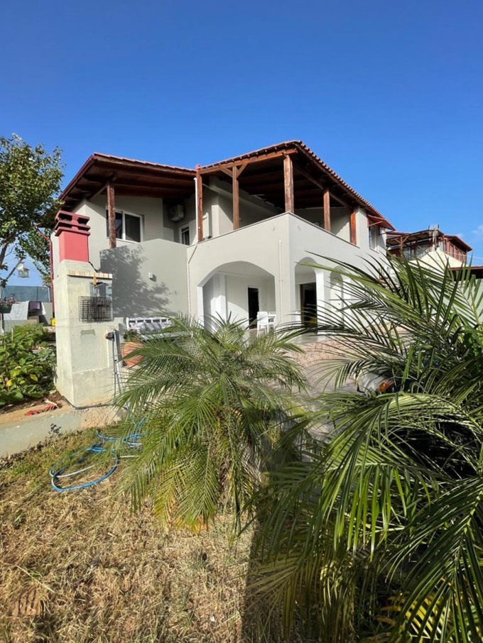 Modern 4 Bedroom Villa With Sea Views For Sale - 32