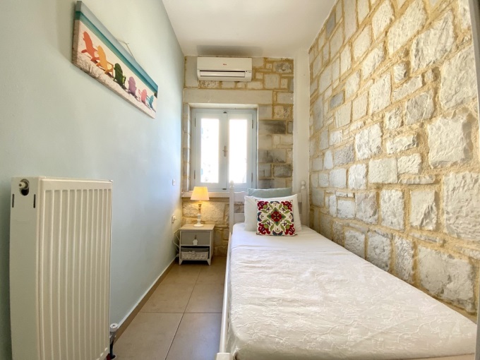 Stone House With Open Sea Views For Sale In Kokkino Chorio - 18