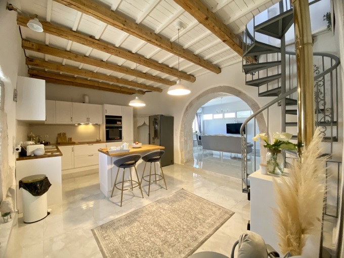 Beautifully Renovated Villa With Sea & Mountain Views For Sale In Xirosterni - 12