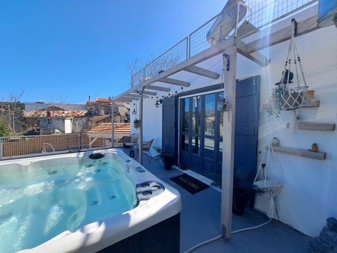 Beautifully Renovated Villa With Sea & Mountain Views For Sale In Xirosterni - 20