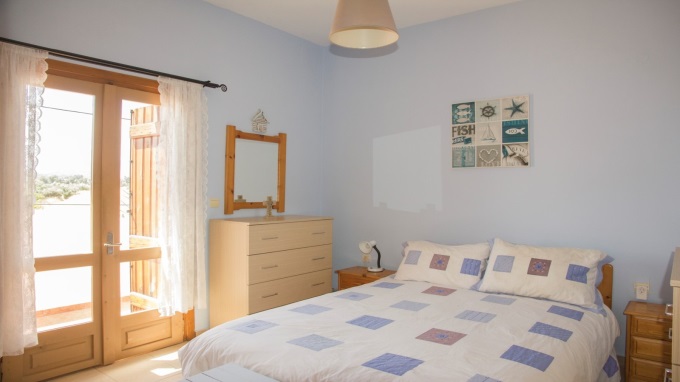 Detached 3 Bedroom House with a Private Pool For Sale in Tavronitis - 22