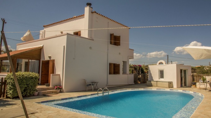 Detached 3 Bedroom House with a Private Pool For Sale in Tavronitis - 55