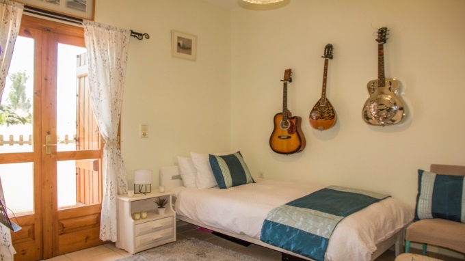 Detached 3 Bedroom House with a Private Pool For Sale in Tavronitis - 35