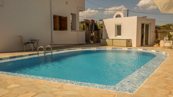 Detached 3 Bedroom House with a Private Pool For Sale in Tavronitis - 32