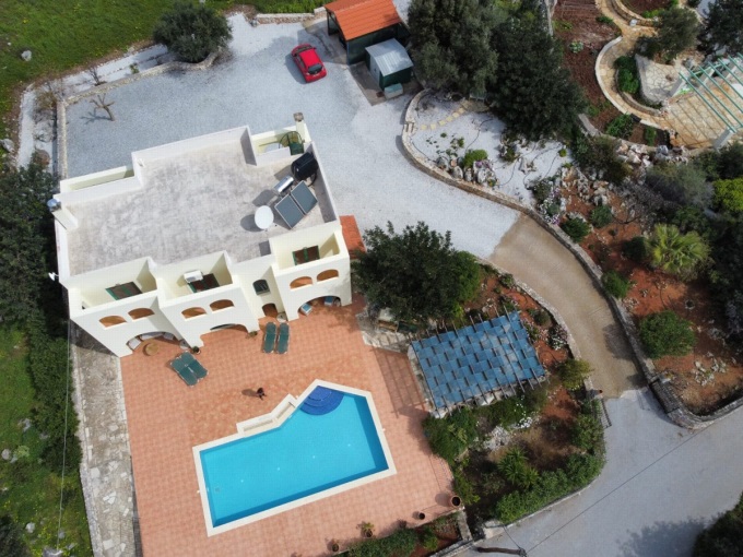 Stunning 4 Bedroom Detached Villa with Pool For Sale in Kambia - 64
