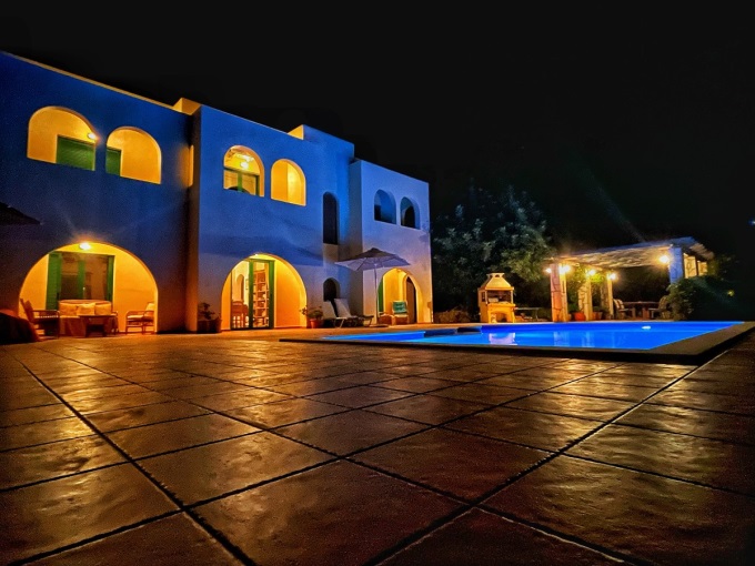 Stunning 4 Bedroom Detached Villa with Pool For Sale in Kambia - 58