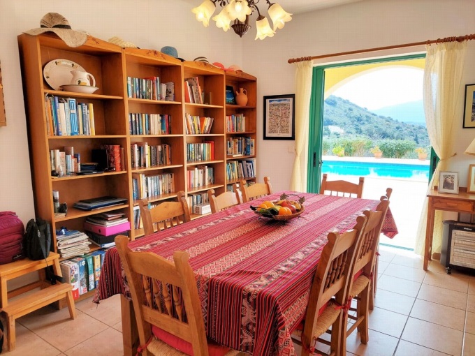 Stunning 4 Bedroom Detached Villa with Pool For Sale in Kambia - 3