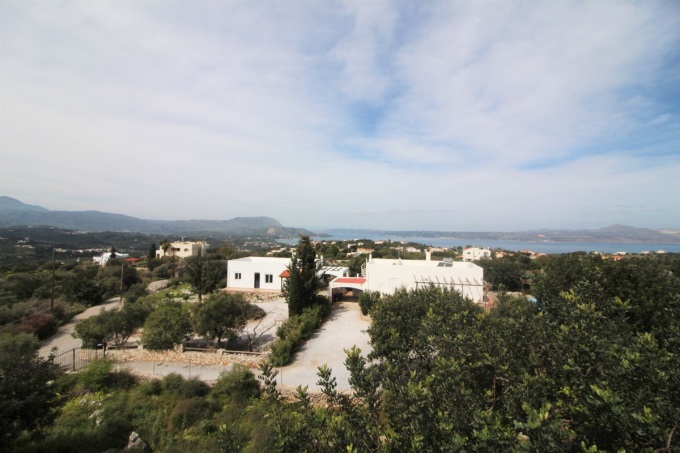 Stunning 4 Bedroom Detached Villa with Pool For Sale in Kambia - 60