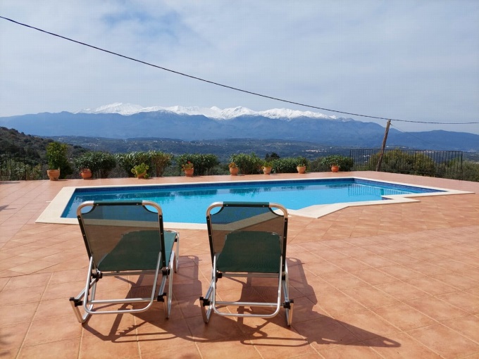 Stunning 4 Bedroom Detached Villa with Pool For Sale in Kambia - 1