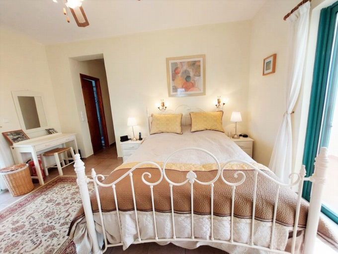 Stunning 4 Bedroom Detached Villa with Pool For Sale in Kambia - 34