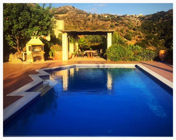 Stunning 4 Bedroom Detached Villa with Pool For Sale in Kambia - 42