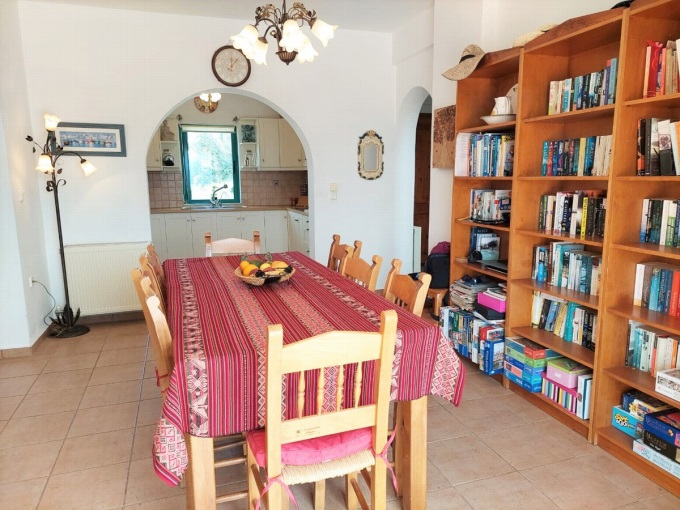Stunning 4 Bedroom Detached Villa with Pool For Sale in Kambia - 6